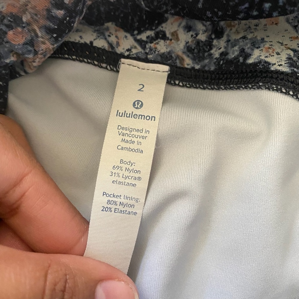 Lululemon Wunder under Polka Dot Crop Pants Size 2 - Picture 7 of 9